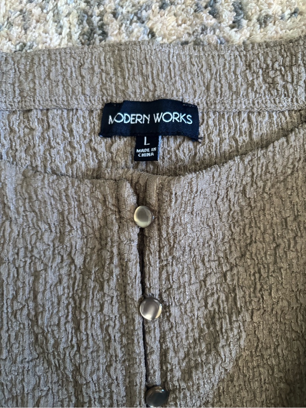 Sleeveless Textured Button-Front Top - Picture 2 of 3
